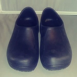 Clog Shoes ~ Mens 9 * Womens 10W